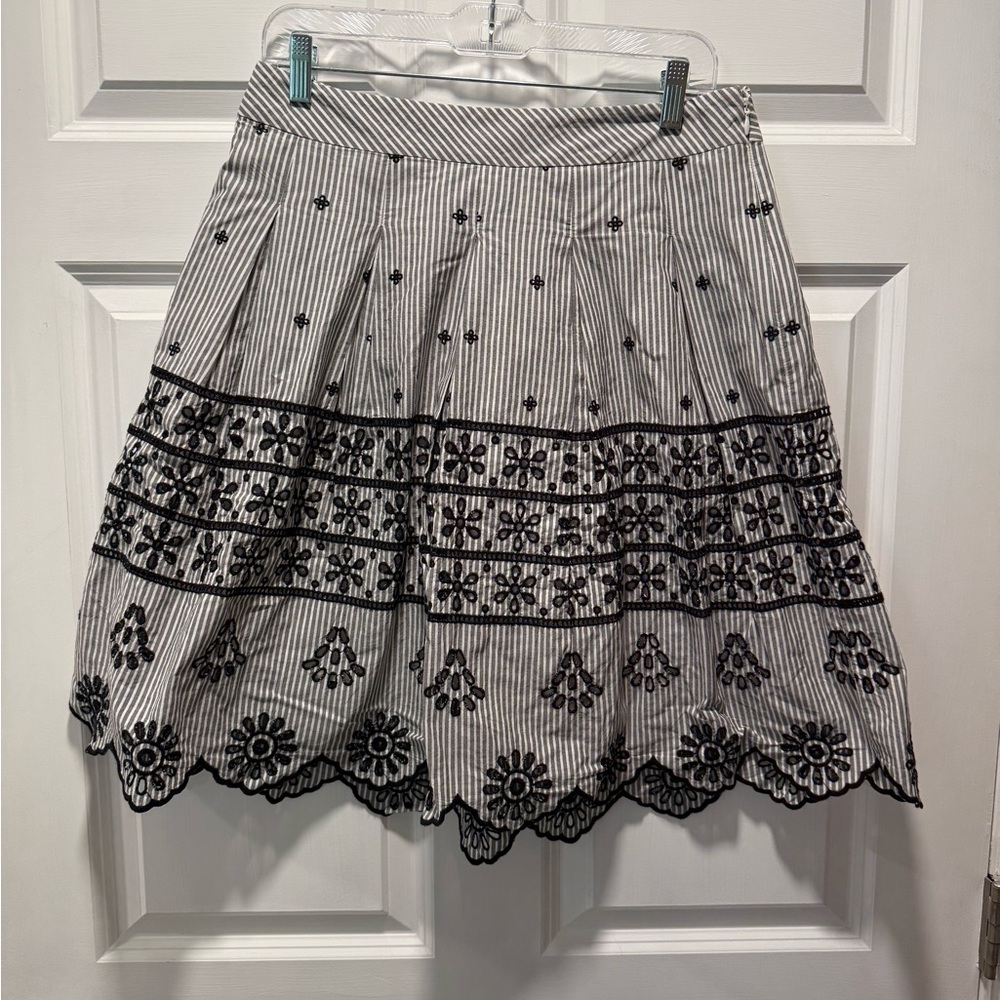 Talbots Eyelet Pleated Stripe Skirt​​​​ - Picture 2 of 8